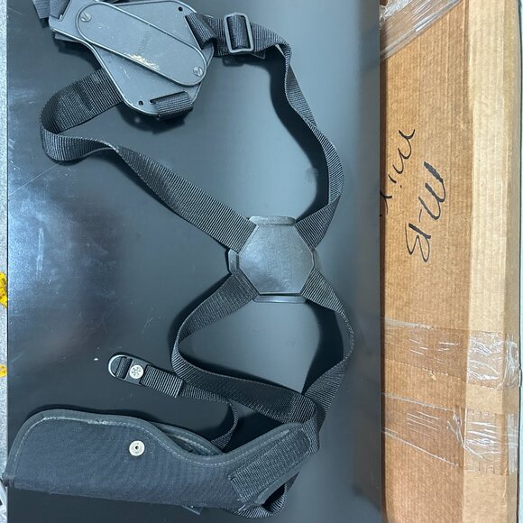 UNCLE MIKE'S SIDEKICK VERTICLE SHOULDER HOLSTER SIZE 15 - Picture 6 of 8